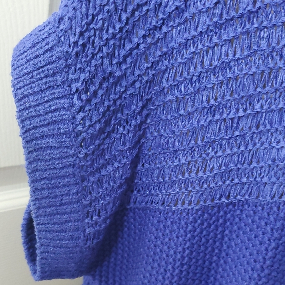 Knit Short Sleeve Sweater - Size L (14-16) - Picture 3 of 11